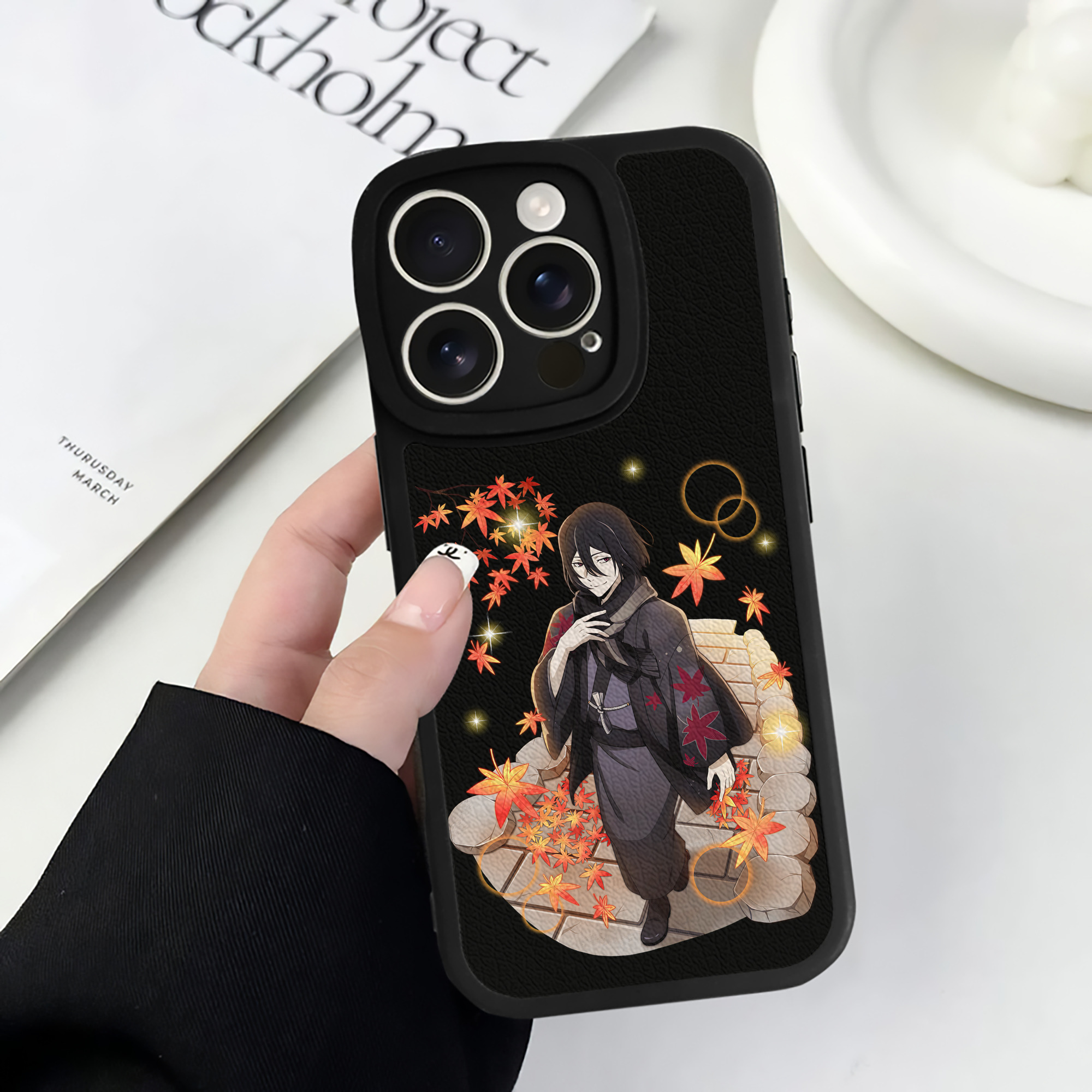 （画像用） 文豪ストレイドッグス Bungo Stray Dogs 【iPhone 16シリーズ対応】シリコンスマホケース（レザー調） 材質：シリコン